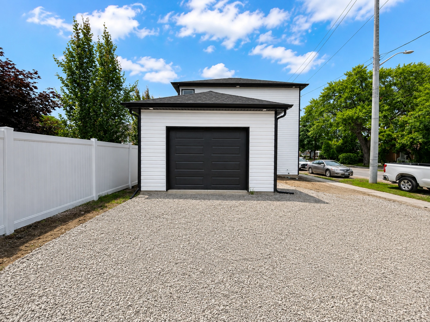 8385 Riverside Dr E project image